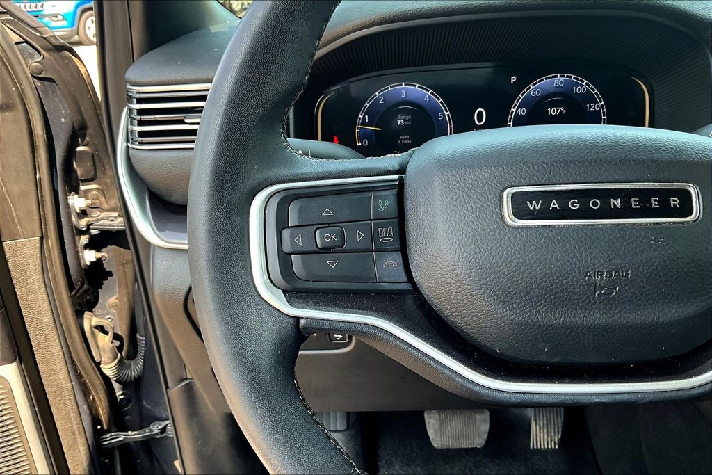 2023 Jeep Wagoneer Base - 11