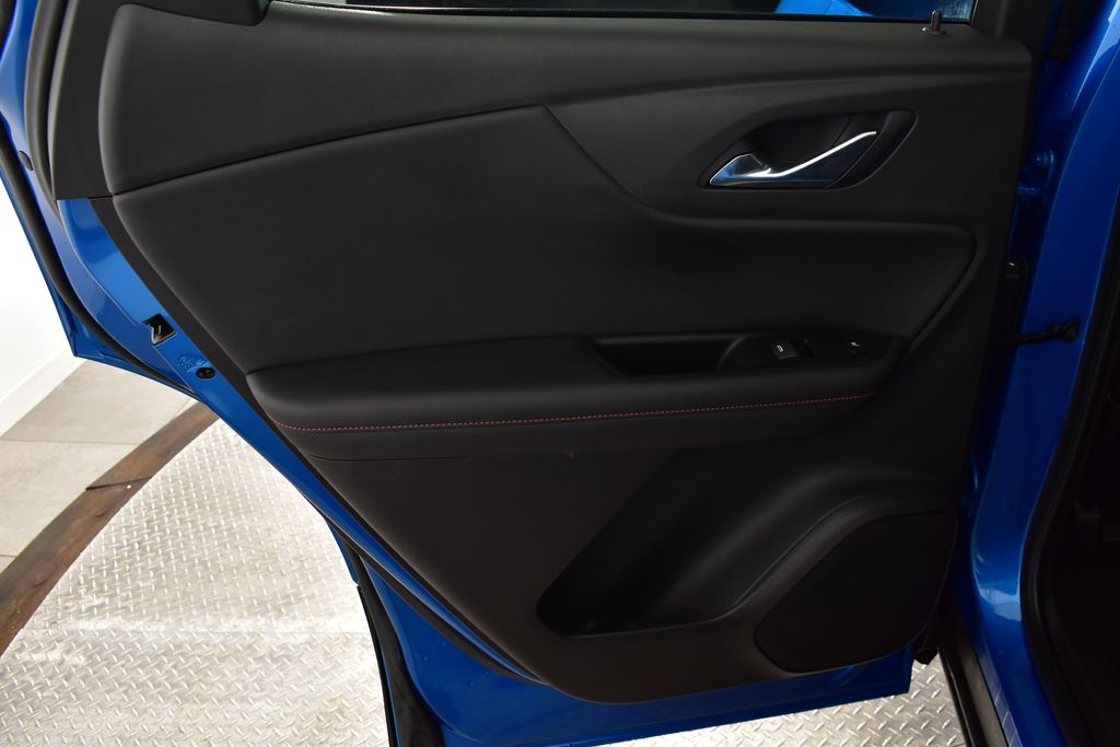 Thumbnail: 2021 Chevrolet Blazer - 16