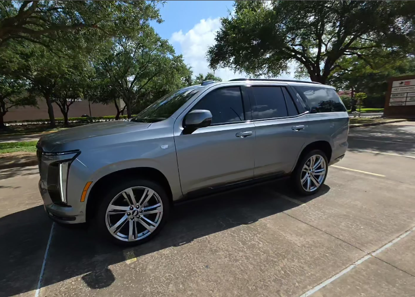 Argent Silver Metallic 2026 Cadillac Escalade SUV / Crossover Four-Wheel Drive