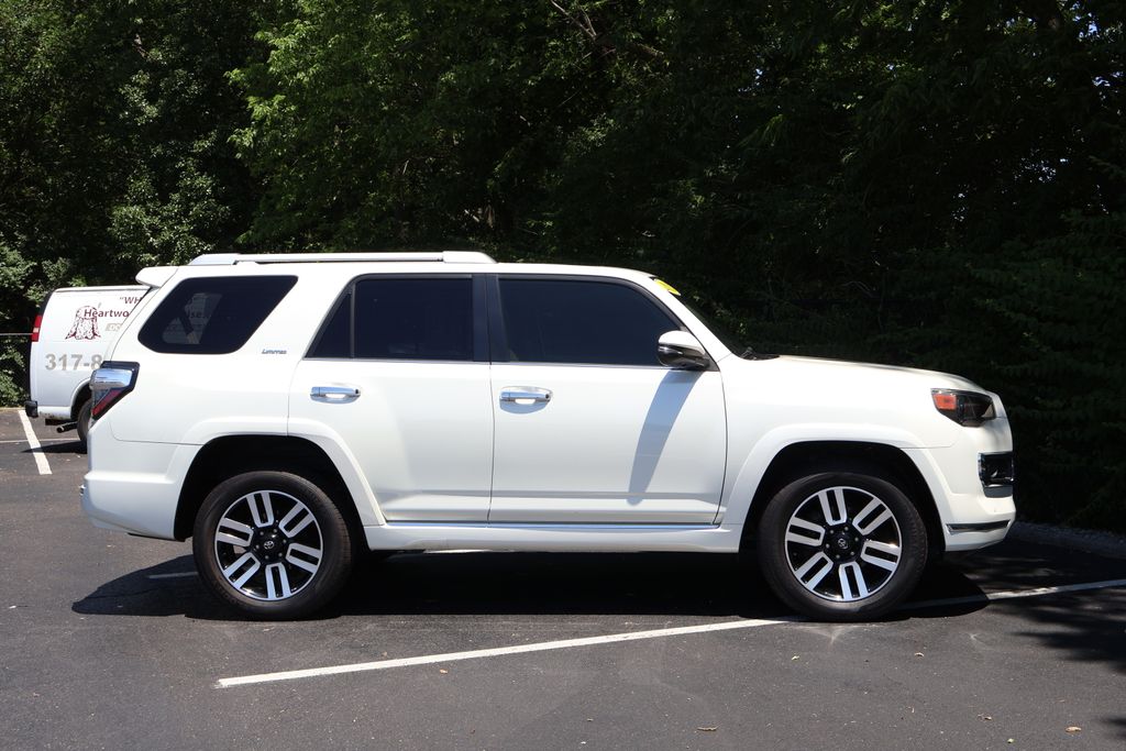 Thumbnail: 2022 Toyota 4Runner - 10