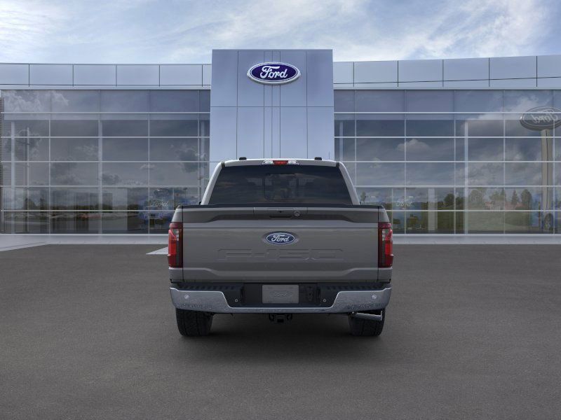 2025 Ford F-150 XLT photo 5