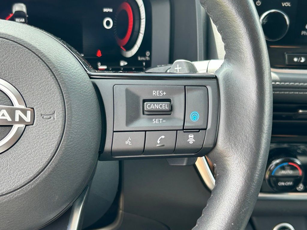 Used 2023 Gun Metallic Nissan Platinum image 22