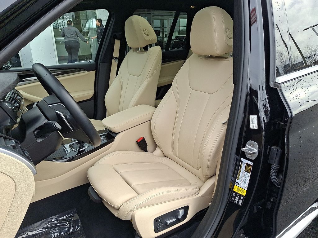 Thumbnail: 2020 BMW X3 - 13