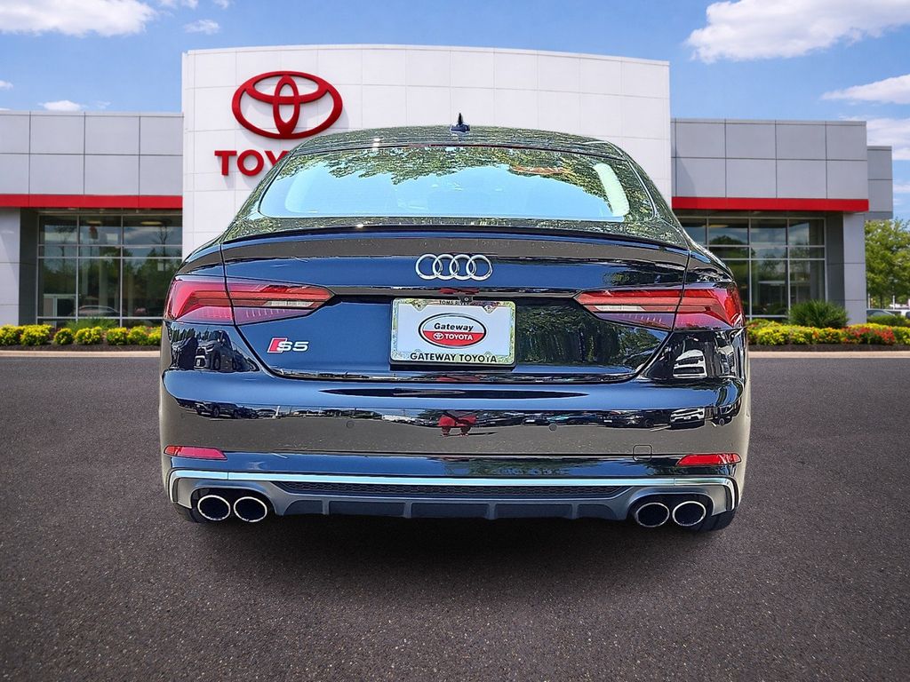 Thumbnail: 2019 Audi S5 - 5