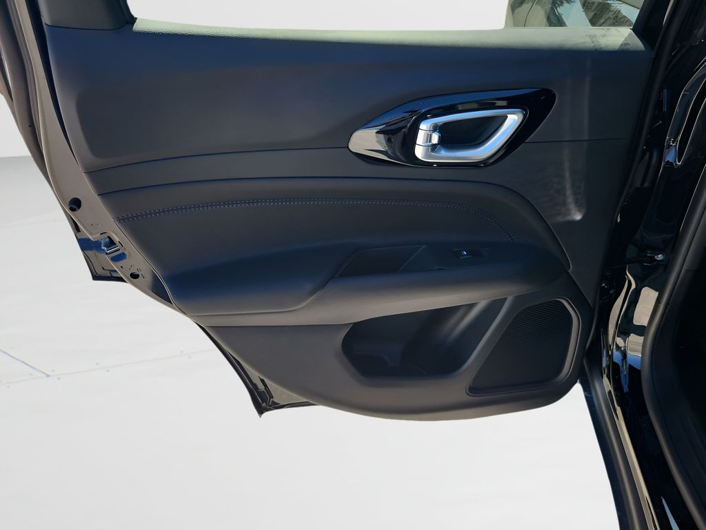 New 2026 Black Jeep Latitude image 42