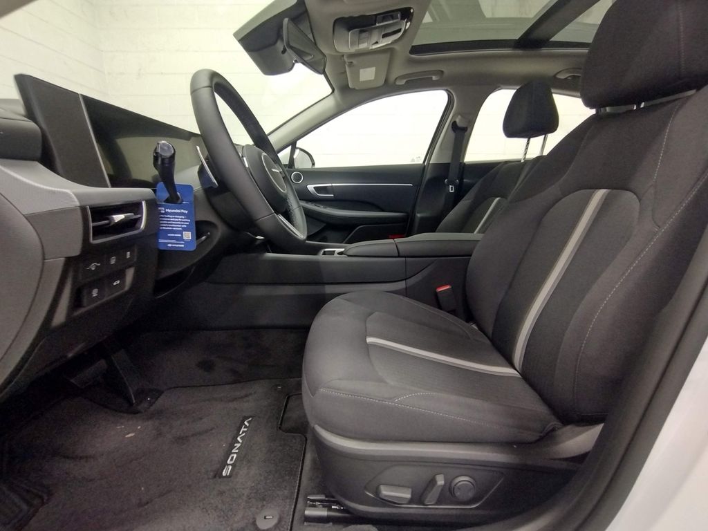 2026 Hyundai Sonata Hybrid SEL