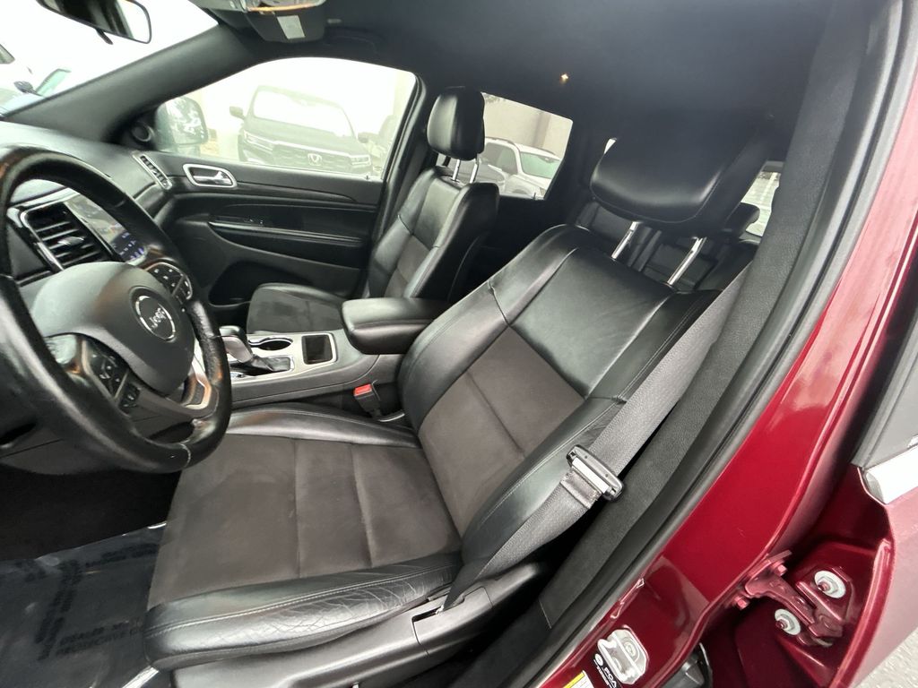 Thumbnail: 2021 Jeep Grand Cherokee - 11