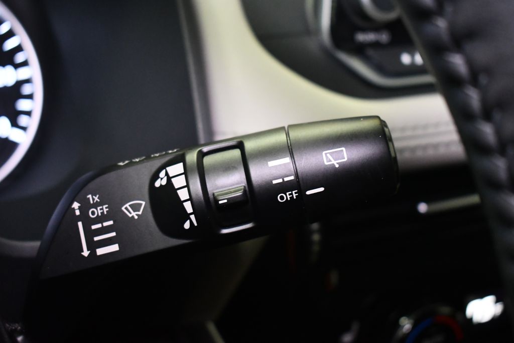 Thumbnail: 2023 Nissan Rogue - 24