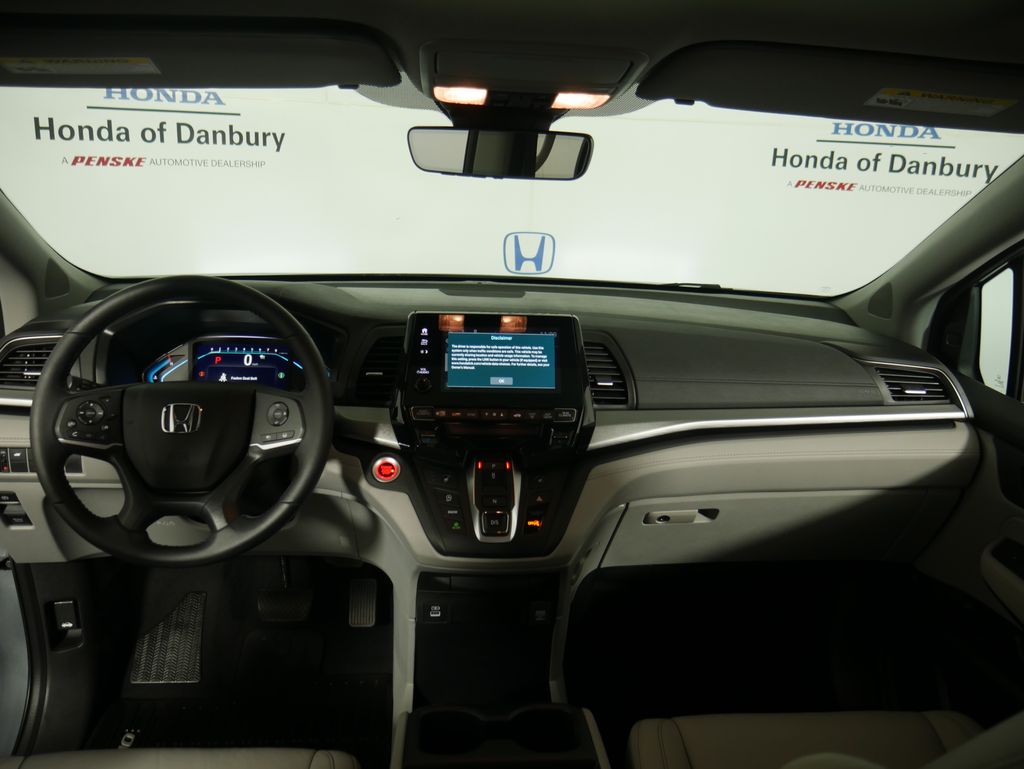 Thumbnail: 2023 Honda Odyssey - 16