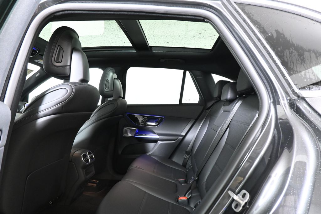 Thumbnail: 2026 Mercedes-Benz GLC - 27