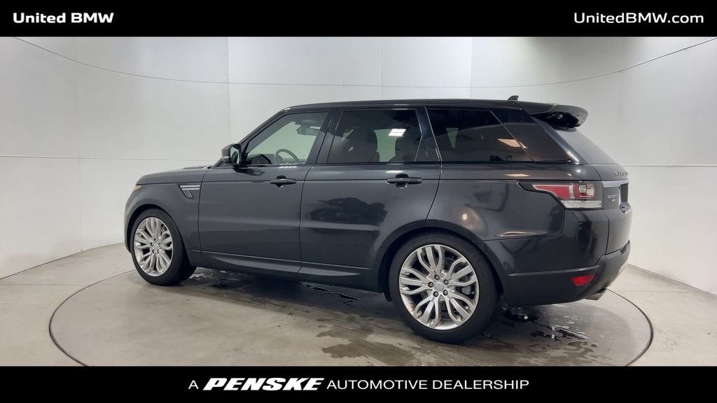 Thumbnail: 2016 Land Rover Range Rover Sport - 6
