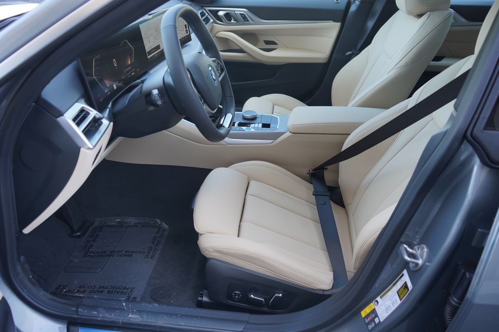2025 BMW i4 xDrive40 10