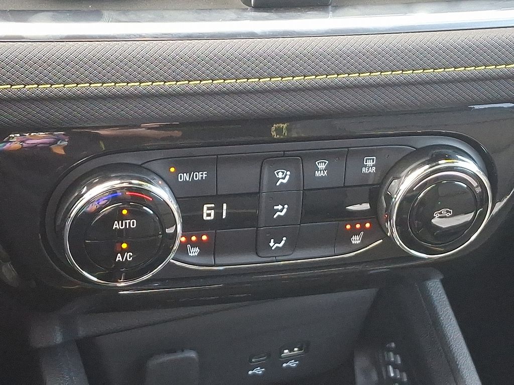 Thumbnail: 2025 Chevrolet TrailBlazer - 17