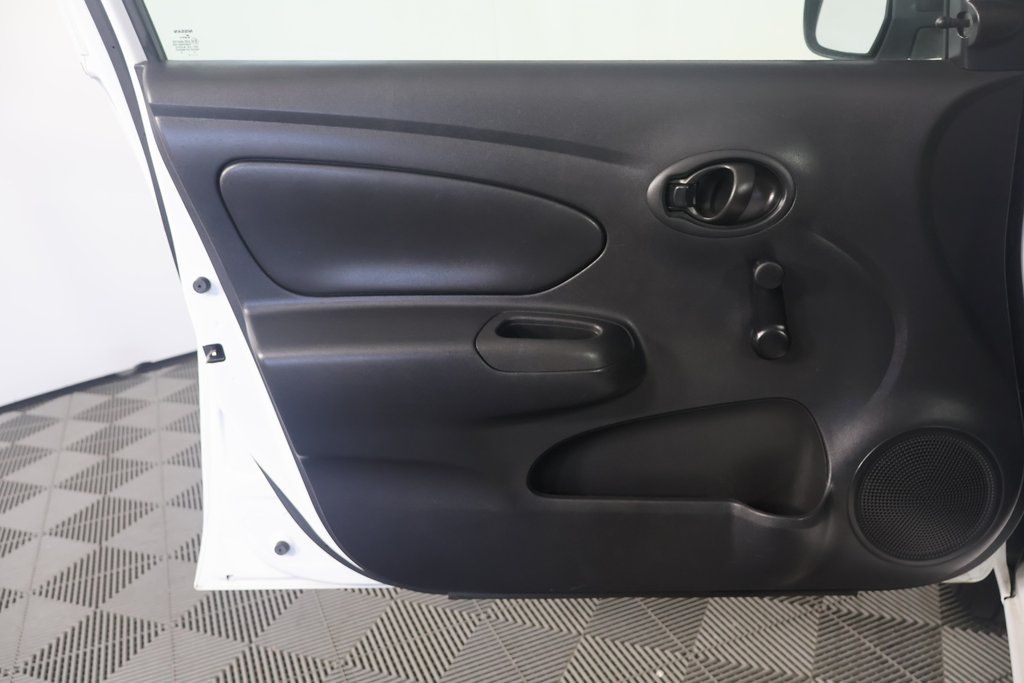 Thumbnail: 2015 Nissan Versa - 12
