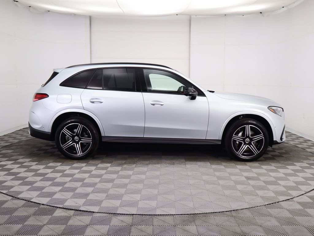 Thumbnail: 2026 Mercedes-Benz GLC - 4