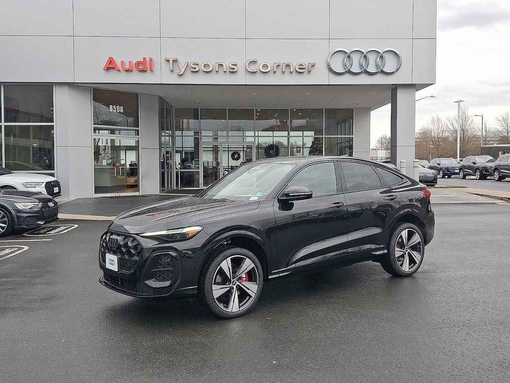 Thumbnail: 2025 Audi SQ5 - 1