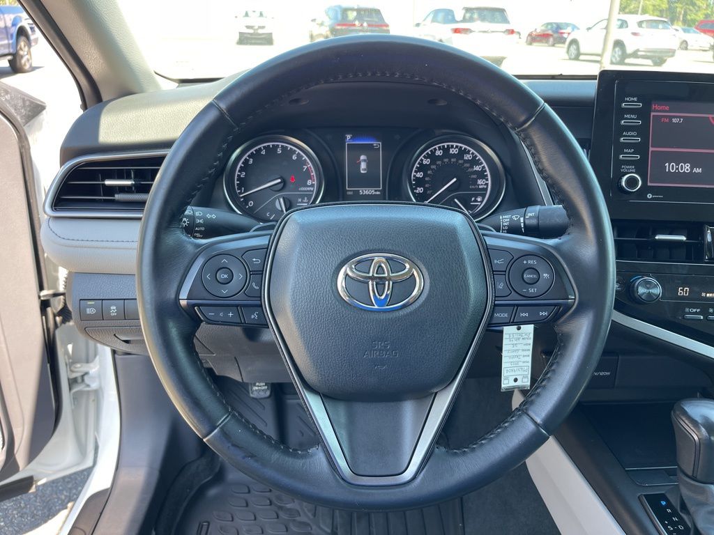 Camry SE