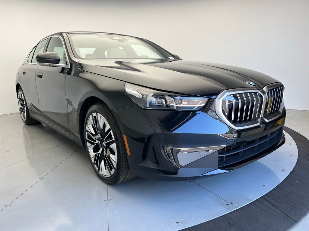 2025 BMW 5 Series 530i xDrive 2