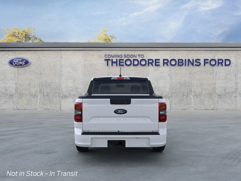 2025 Ford Maverick Lobo Standard