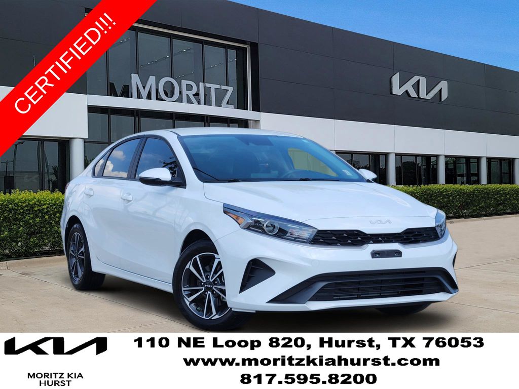 2024 Kia Forte LXS FWD