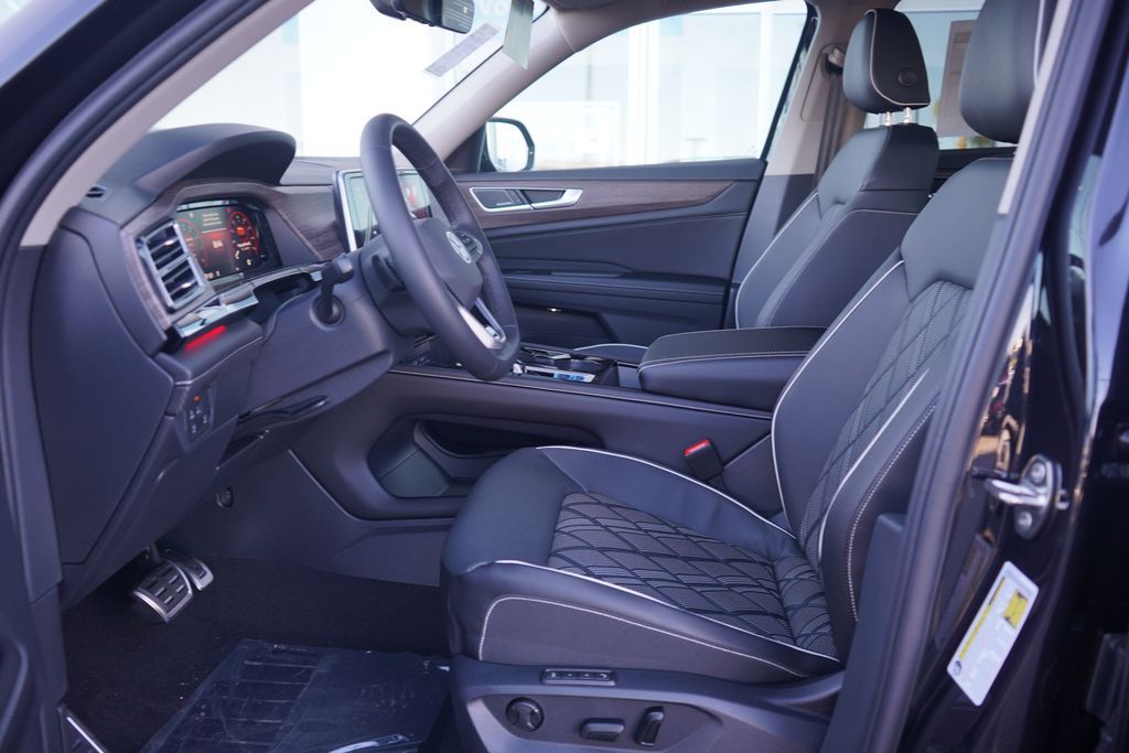 Thumbnail: 2026 Volkswagen Atlas - 6