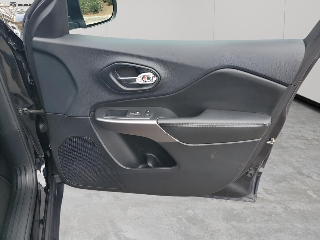 Used Car 2019 Jeep Cherokee  Latitude For Sale Under $12,000 In Austin, Texas