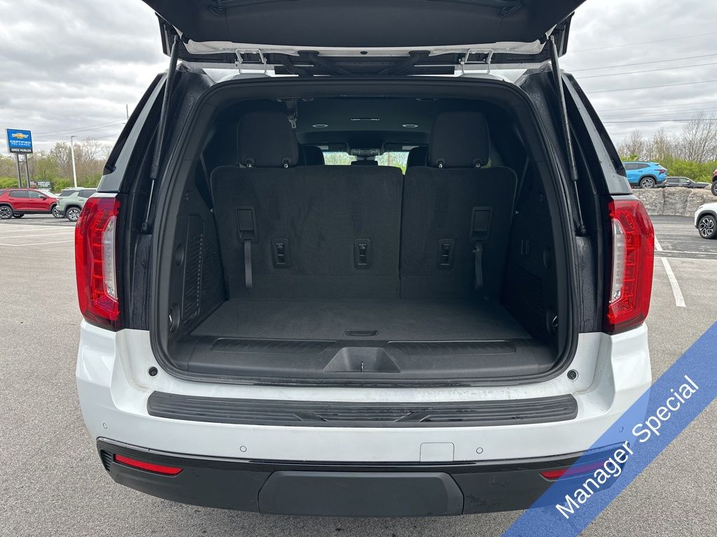 2024 GMC Yukon SLE photo