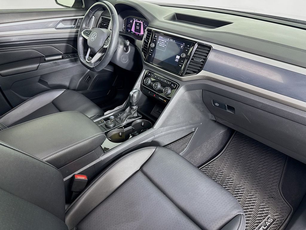Used Car 2020 Volkswagen Atlas Cross Sport  3.6l V6 Sel R-line For Sale Under $20,000 In Austin, Texas