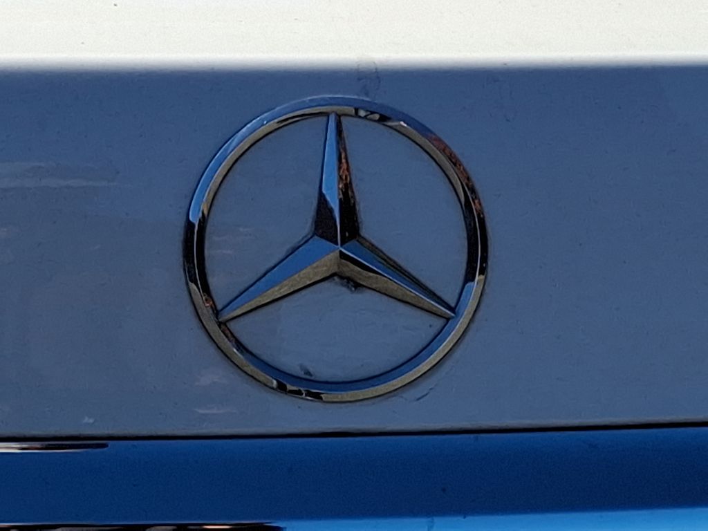 2019 Mercedes-Benz E-Class E 300 31