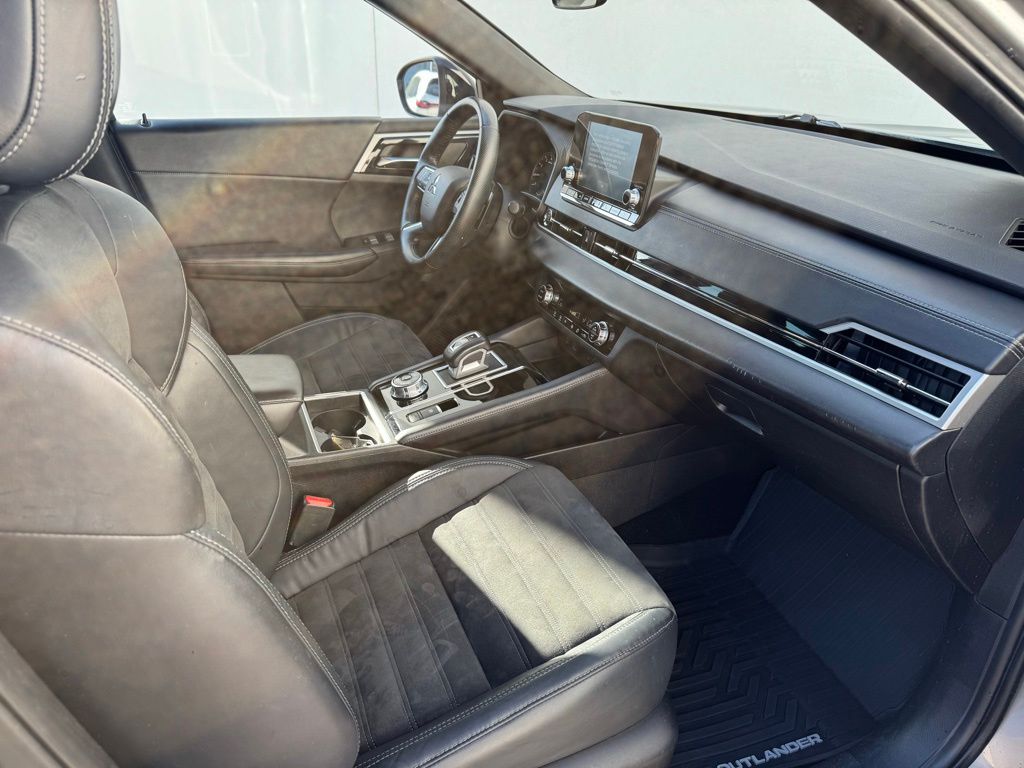Used Car 2022 Mitsubishi Outlander  Se For Sale Under $25,000 In Georgetown, Texas