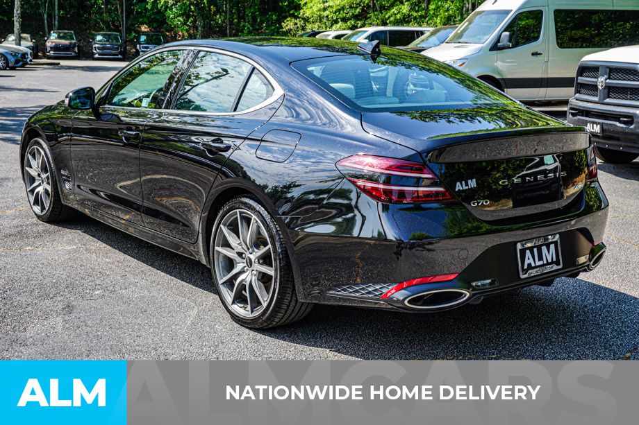 Used 2025 Black Genesis 2.5T image 5