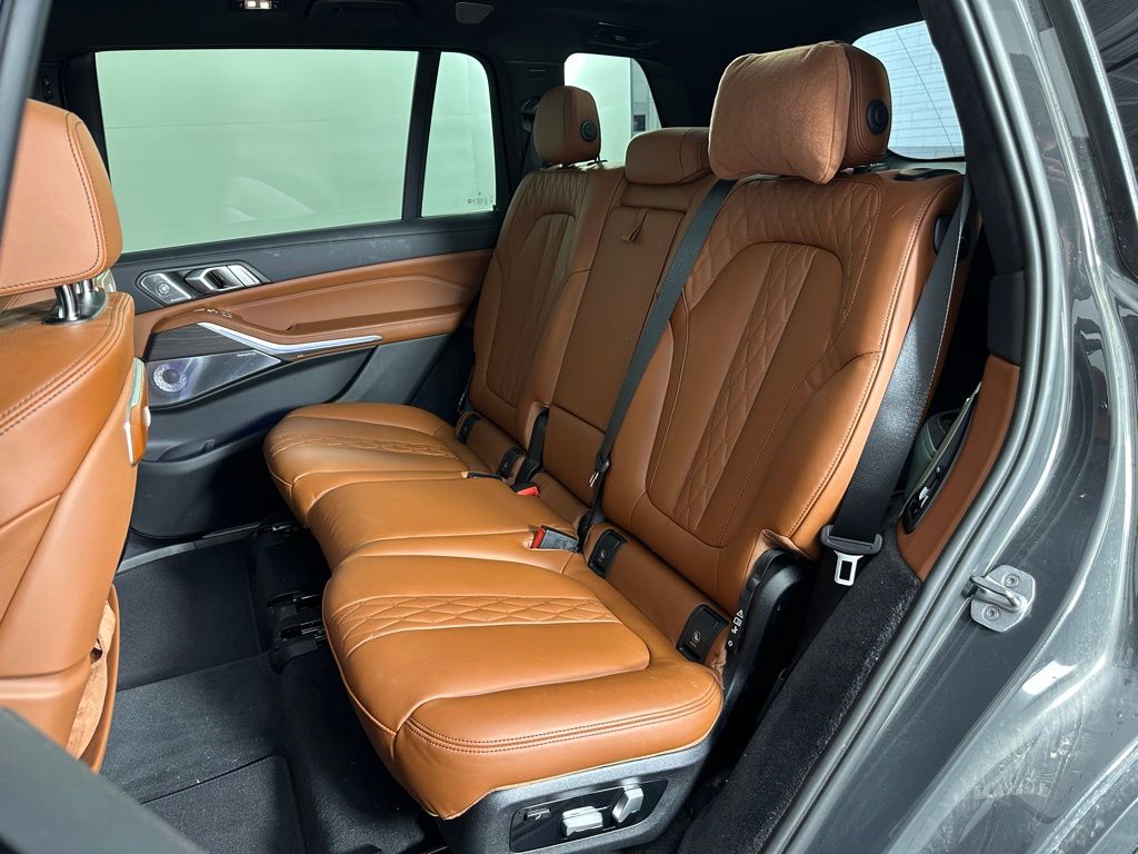 Thumbnail: 2023 BMW X7 - 25