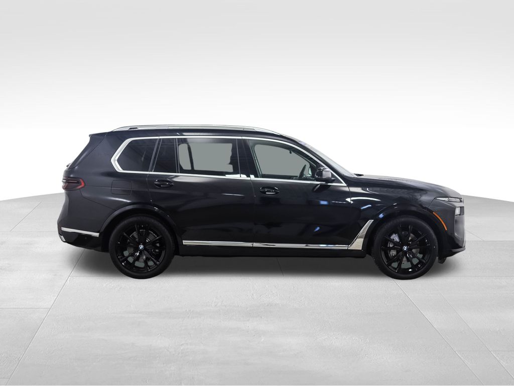 Thumbnail: 2025 BMW X7 - 6