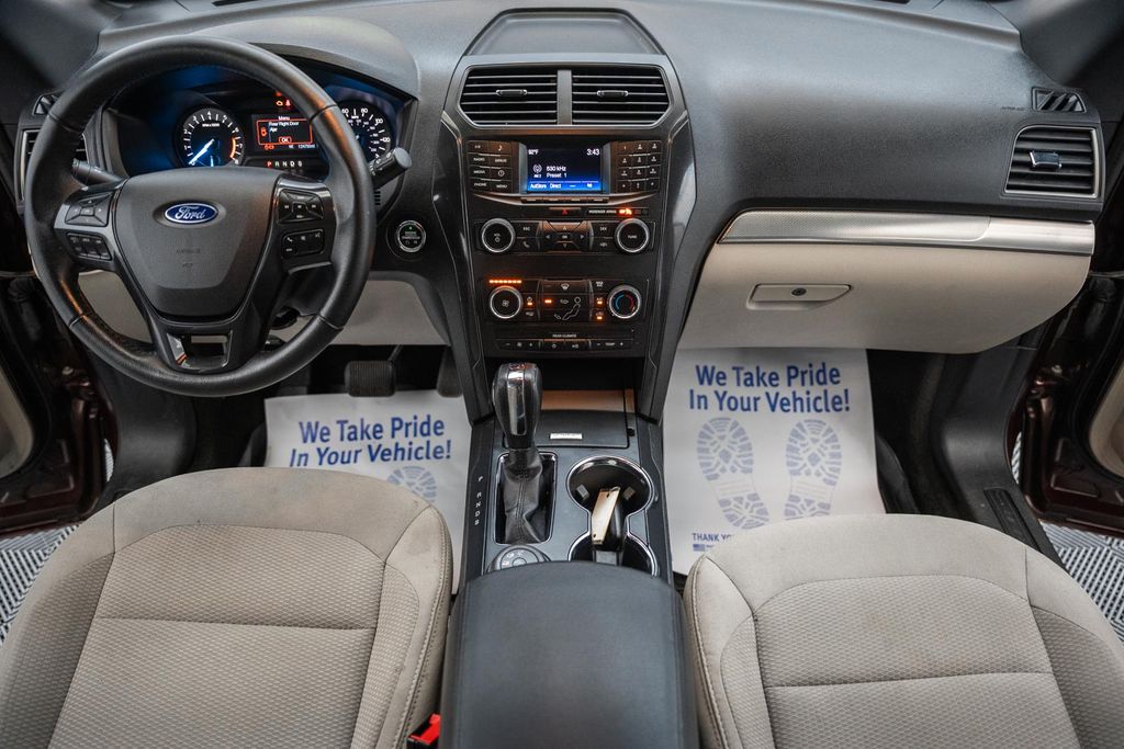 FordExplorer18