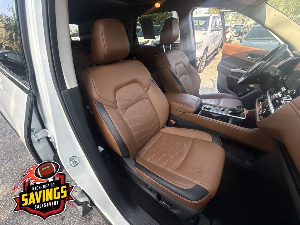 Used 2024 Nissan Pathfinder SUV