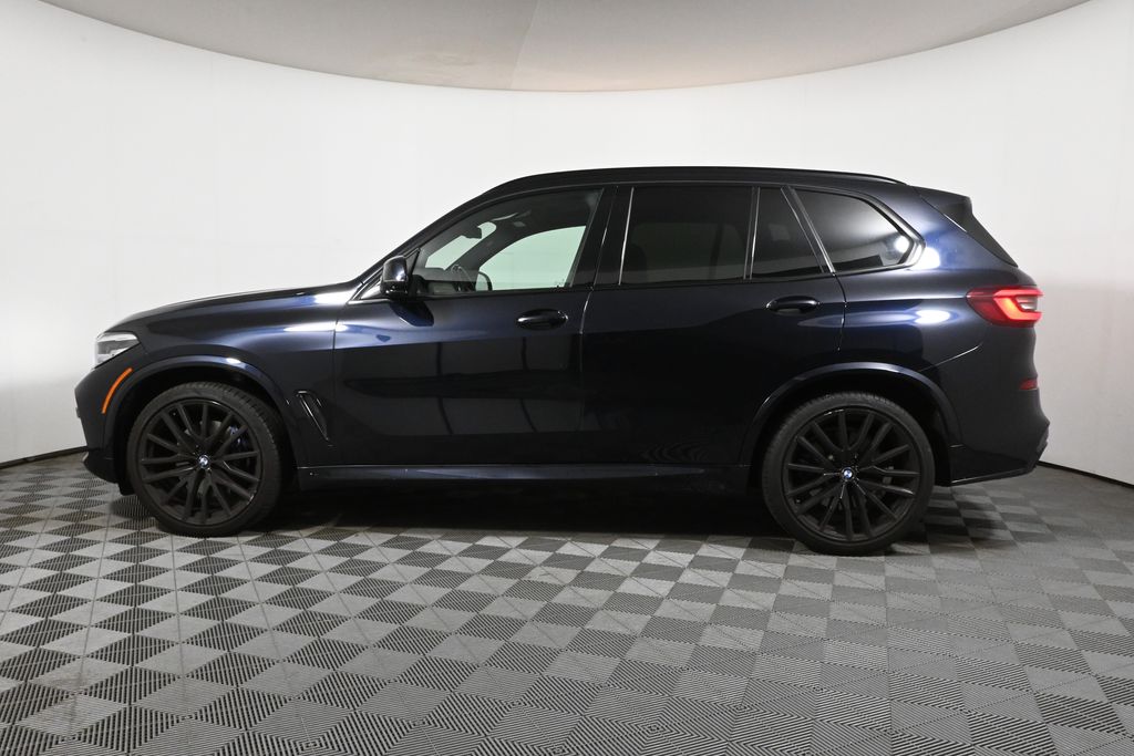 Thumbnail: 2021 BMW X5 - 2