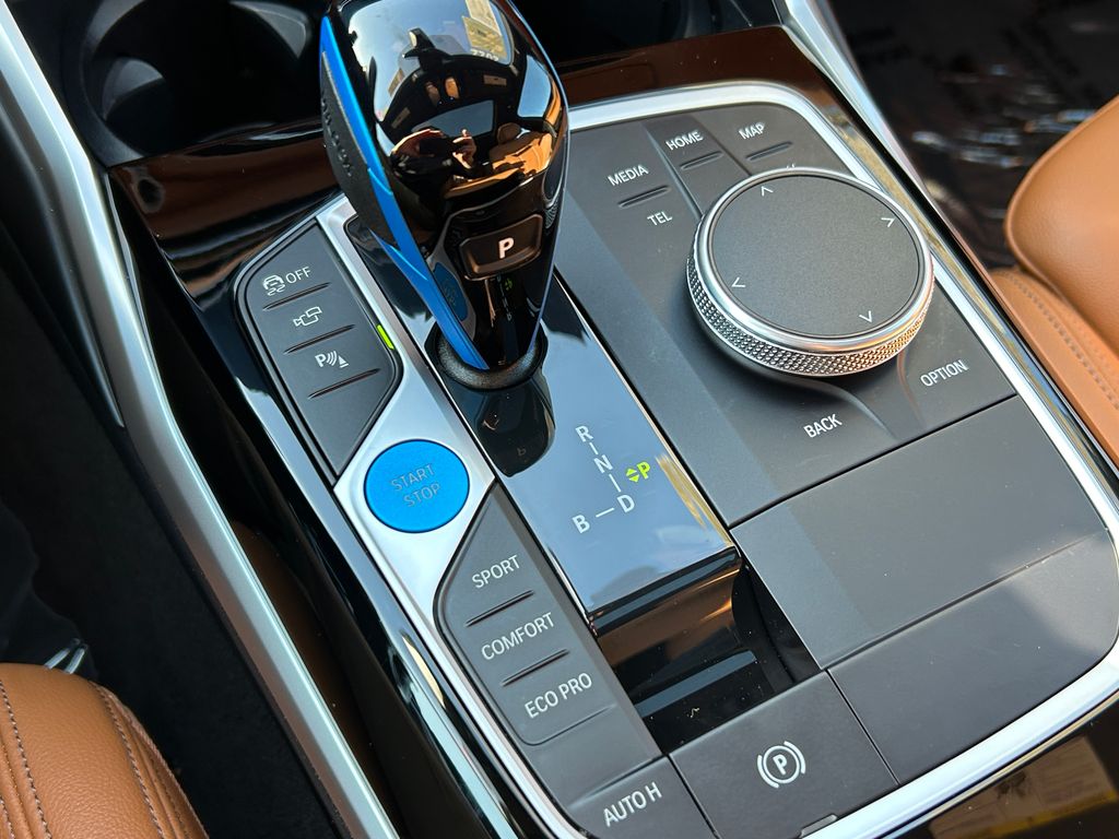 2022 BMW i4 eDrive40 28