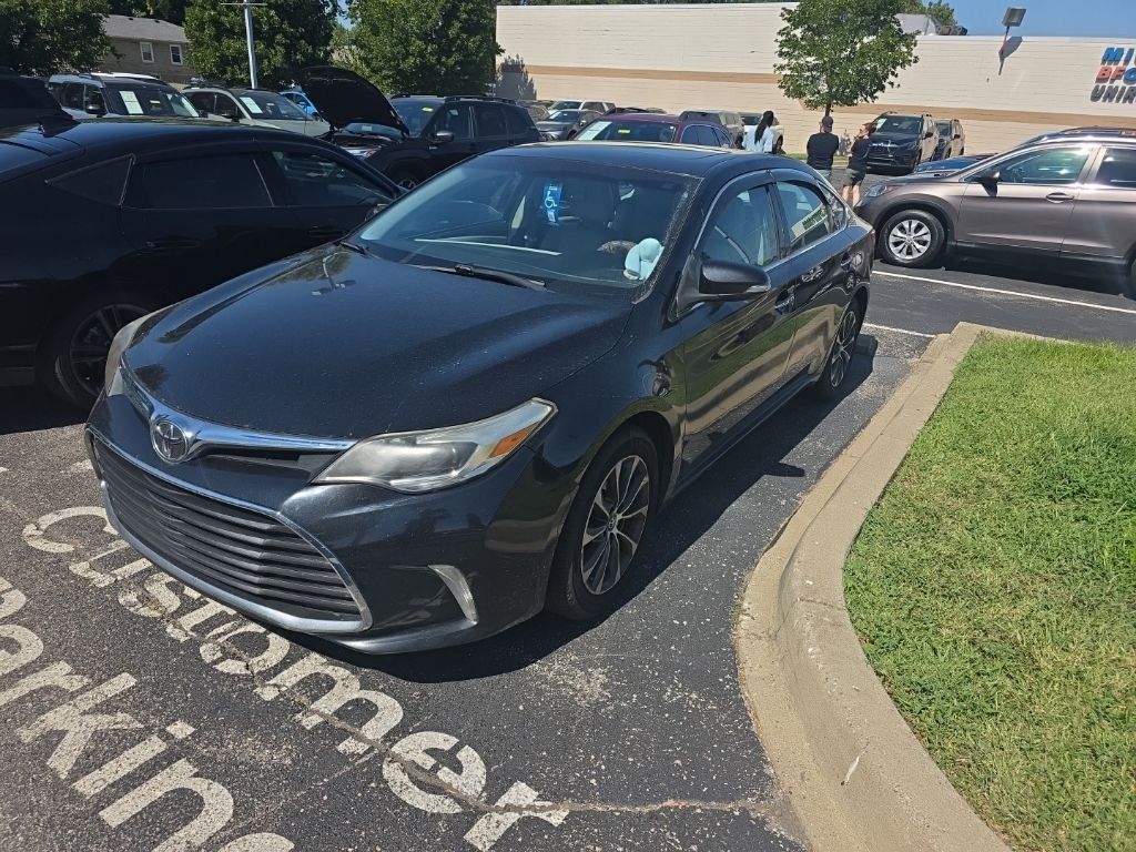 Black 2016 Toyota Avalon Sedan  6-Speed Automatic