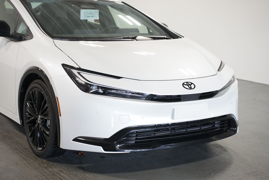 Thumbnail: 2026 Toyota Prius - 4