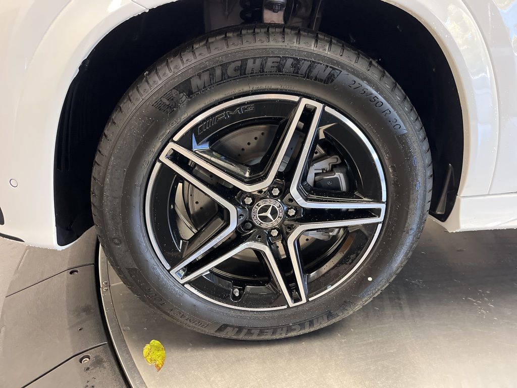 Thumbnail: 2026 Mercedes-Benz GLE - 10