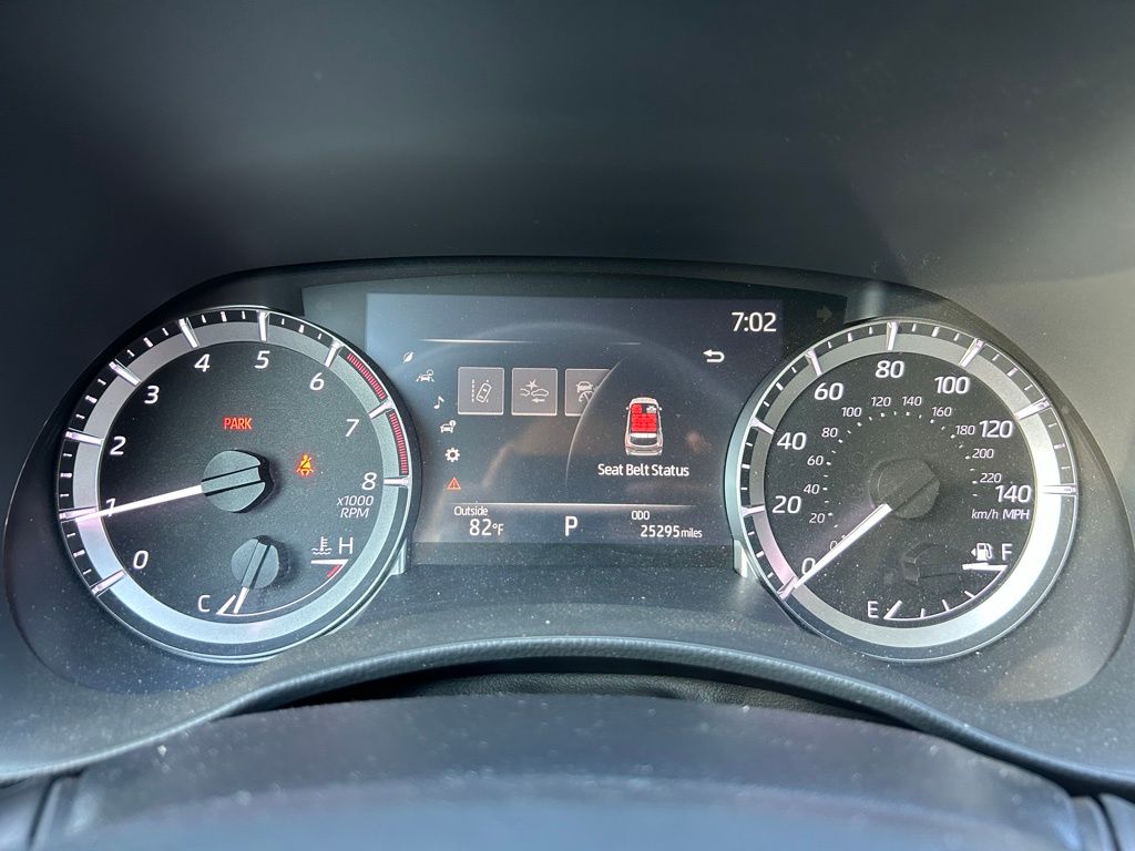 2023 Toyota Highlander LE 23
