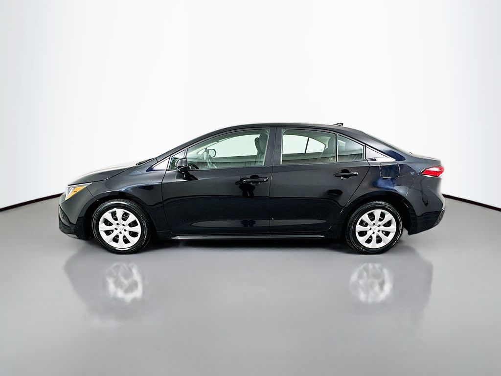 2023 Toyota Corolla LE 8