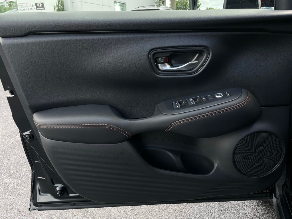 2025 Honda HR-V Sport 23