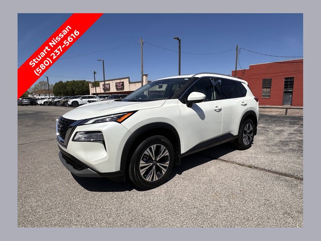 Pearl White Tricoat 2023 Nissan Rogue SV FWD SUV / Crossover Front-Wheel Drive Continuously Variable Transmission