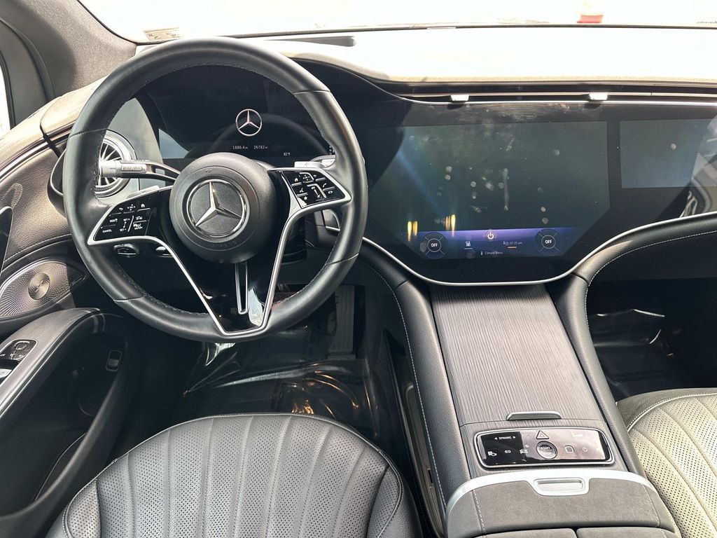 Thumbnail: 2024 Mercedes-Benz EQS - 19