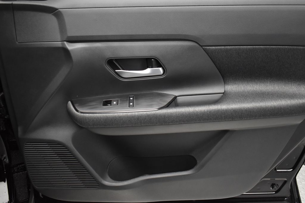 Thumbnail: 2026 Nissan Kicks - 22