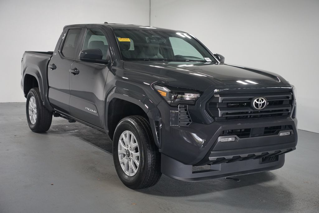 Thumbnail: 2024 Toyota Tacoma - 3