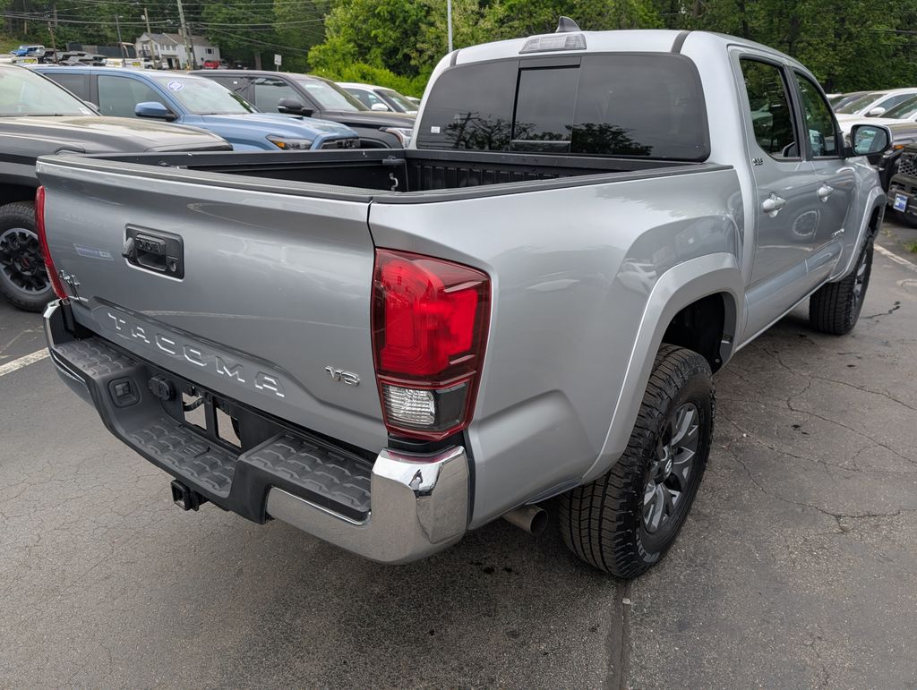 View vehicle photo 7