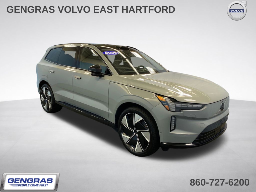2025 Volvo EX90 Twin Performance Ultra 7-Passenger eAWD