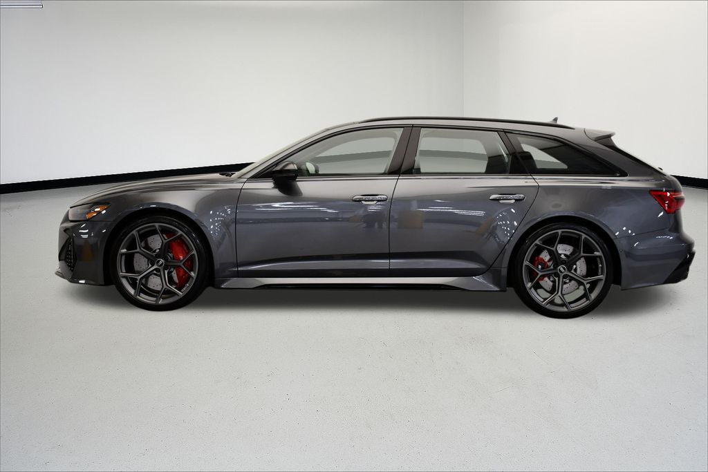 Thumbnail: 2026 Audi RS 6 - 2